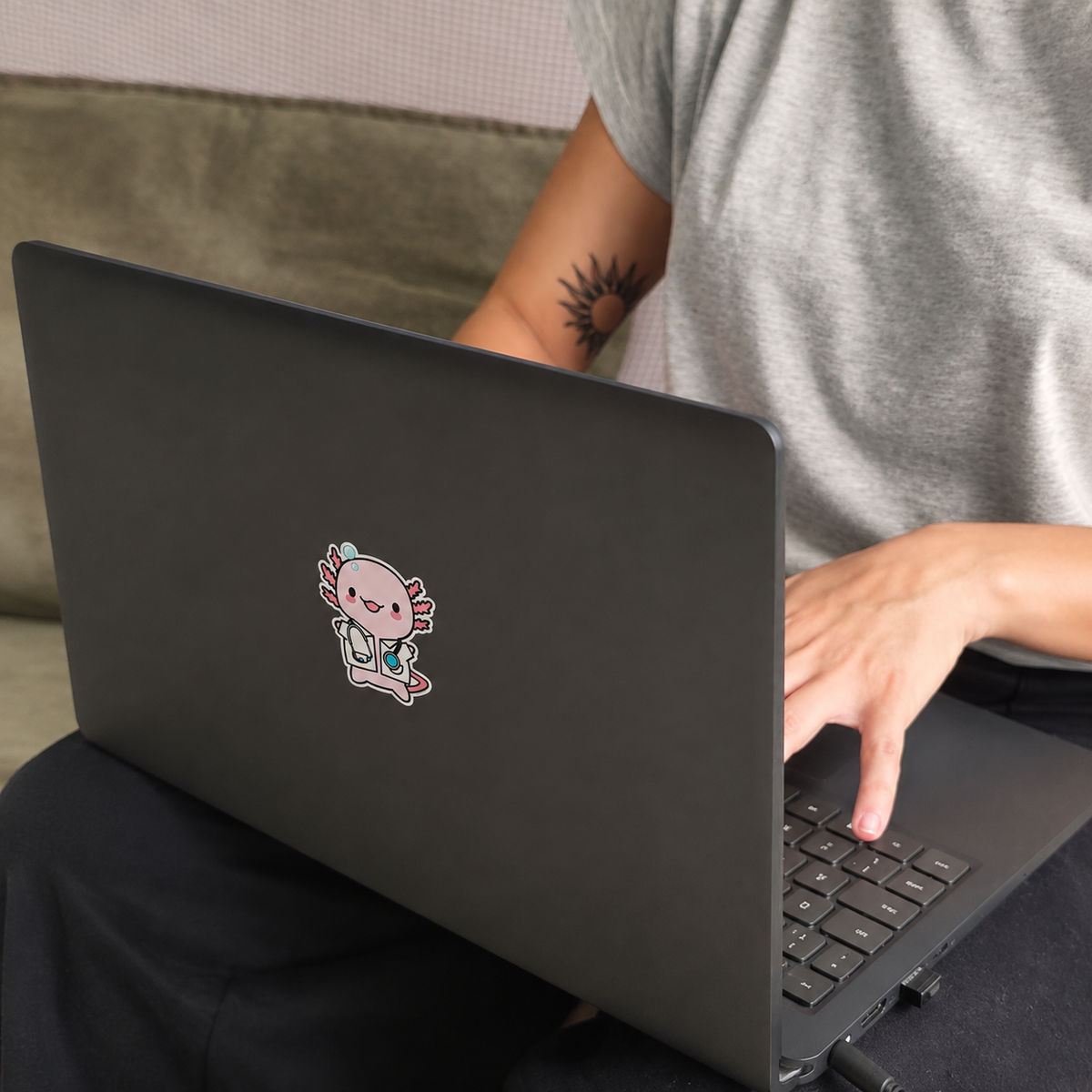 Sticker Ajolote Doctor Xo The Monster