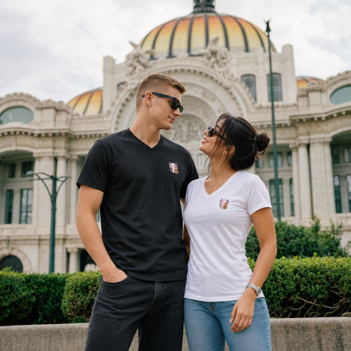 Playera Cuello V Axoloteria El Violoncello Ajolote Adulto